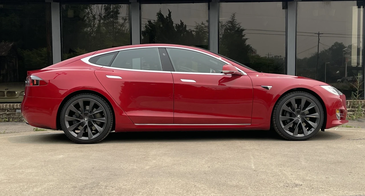 2018 Tesla Model S - Image 11 of 31