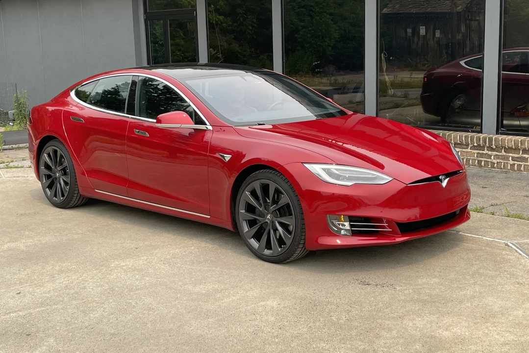 2018 Tesla Model S - Image 9 of 31