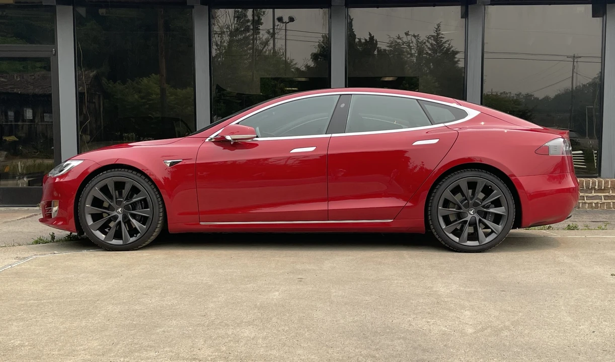 2018 Tesla Model S - Image 24 of 31