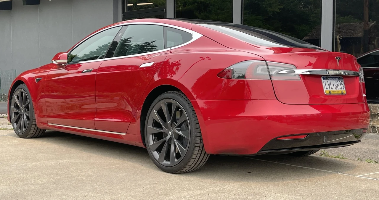 2018 Tesla Model S - Image 21 of 31
