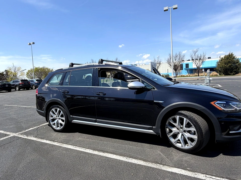 2019 Volkswagen Golf Mk7 - Image 9 of 31