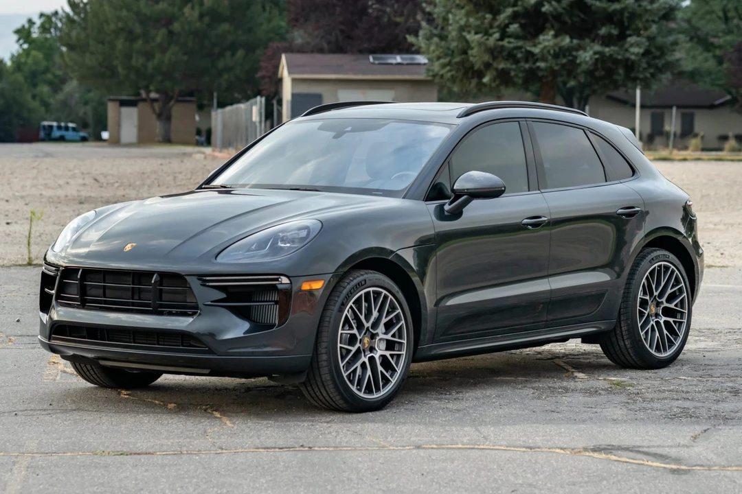 2020 Porsche Macan Turbo - Image 1 of 31