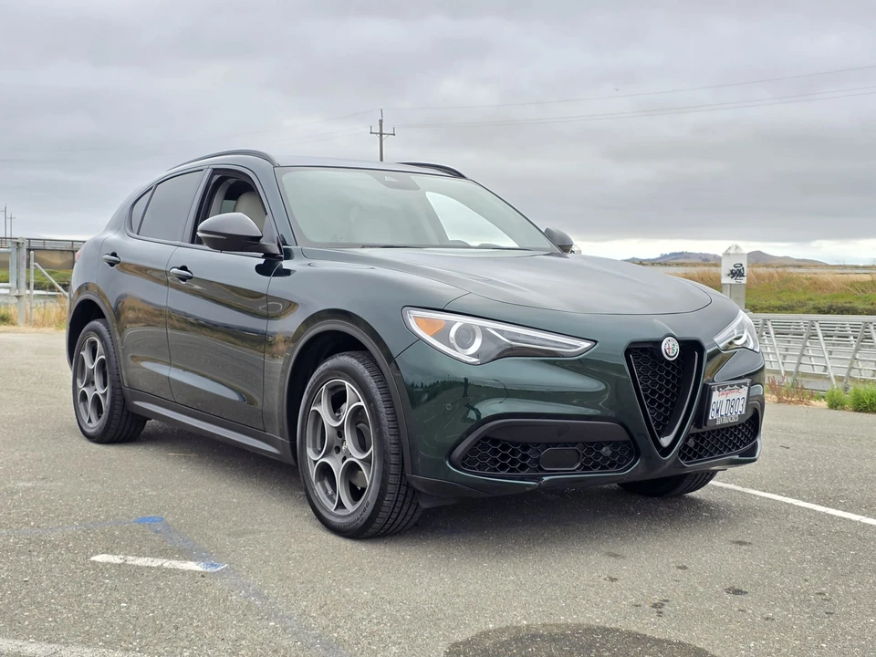 2021 Alfa Romeo Stelvio - Image 8 of 31