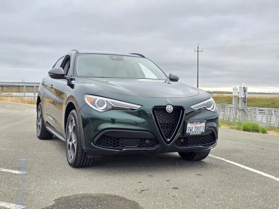 2021 Alfa Romeo Stelvio - Image 13 of 31