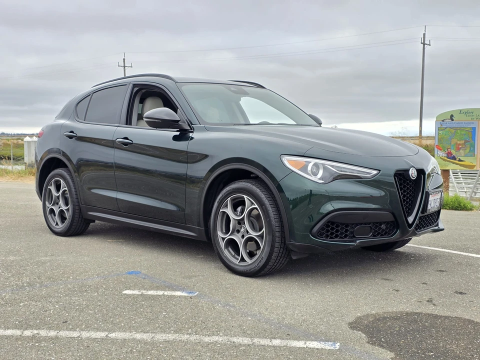 2021 Alfa Romeo Stelvio - Image 12 of 31