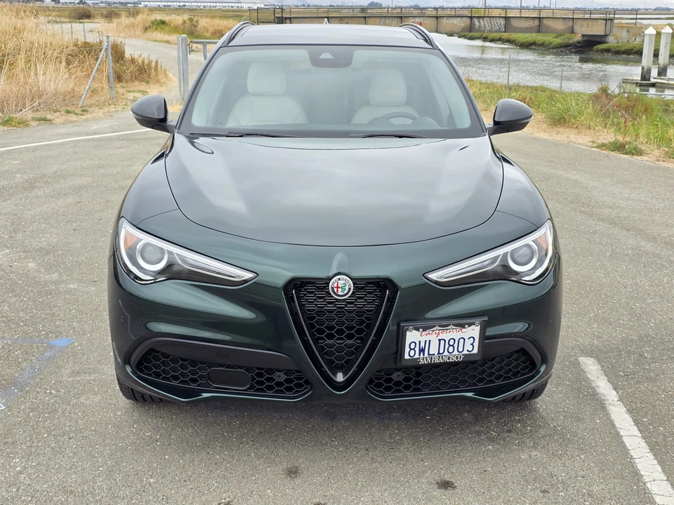 2021 Alfa Romeo Stelvio - Image 18 of 31