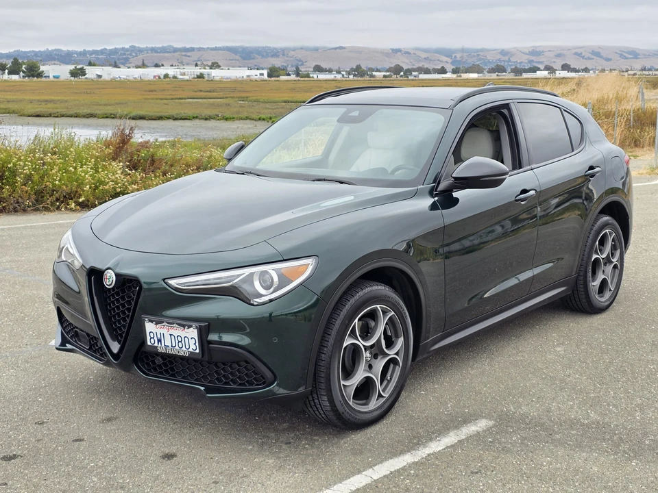 2021 Alfa Romeo Stelvio - Image 23 of 31