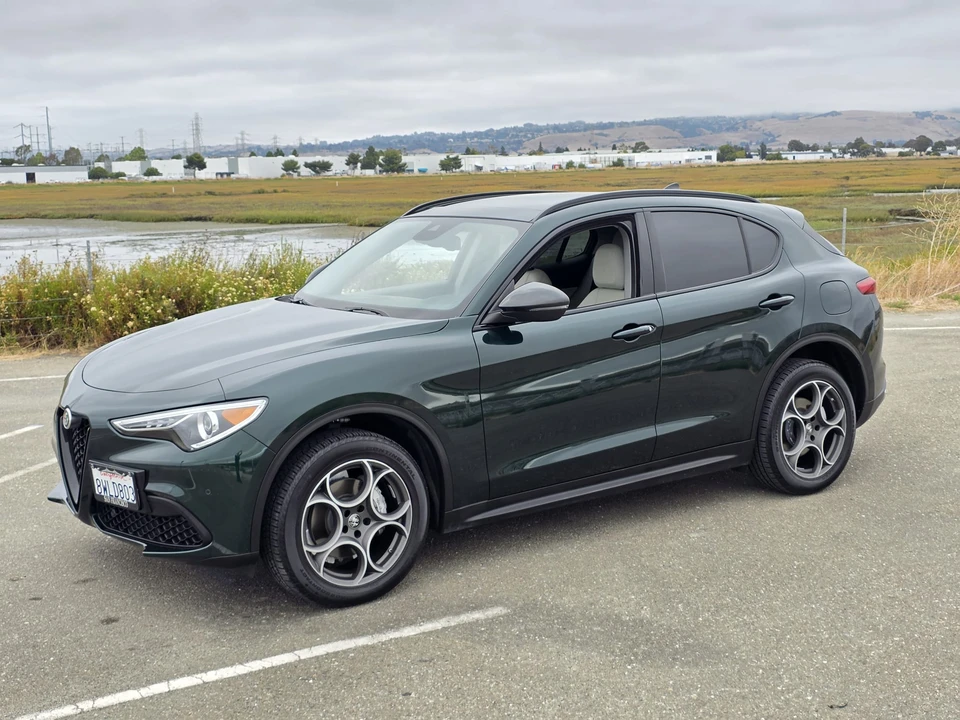 2021 Alfa Romeo Stelvio - Image 30 of 31
