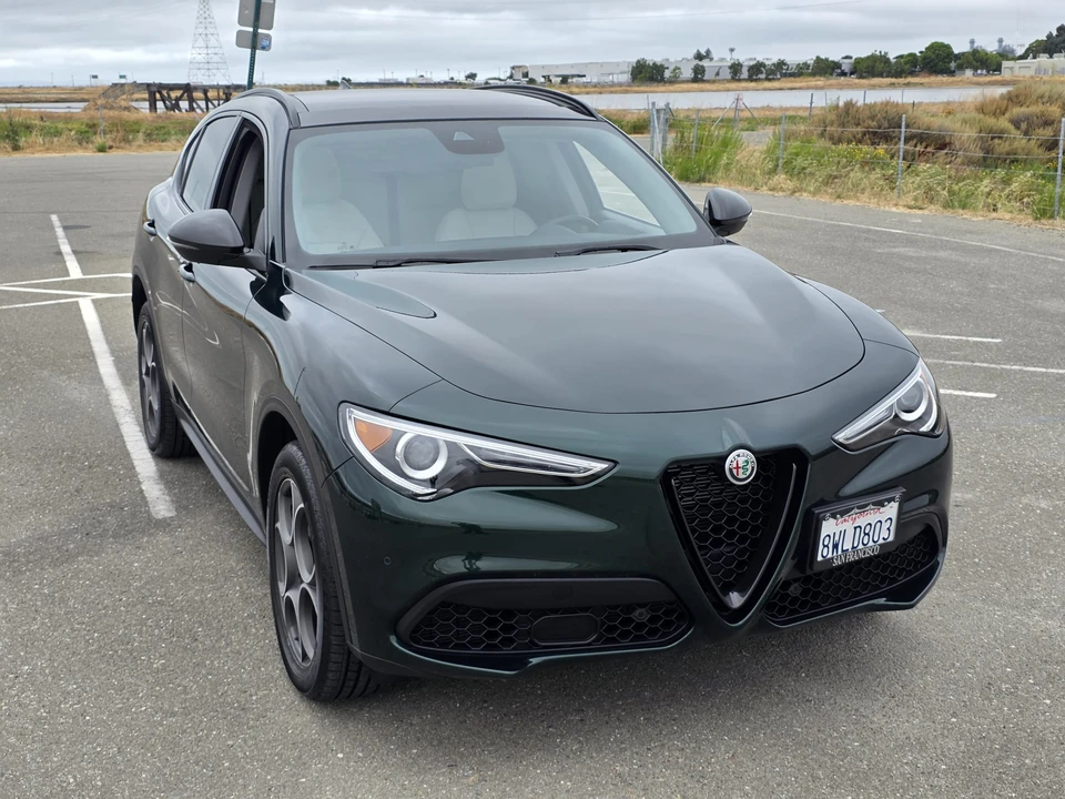 2021 Alfa Romeo Stelvio - Image 15 of 31
