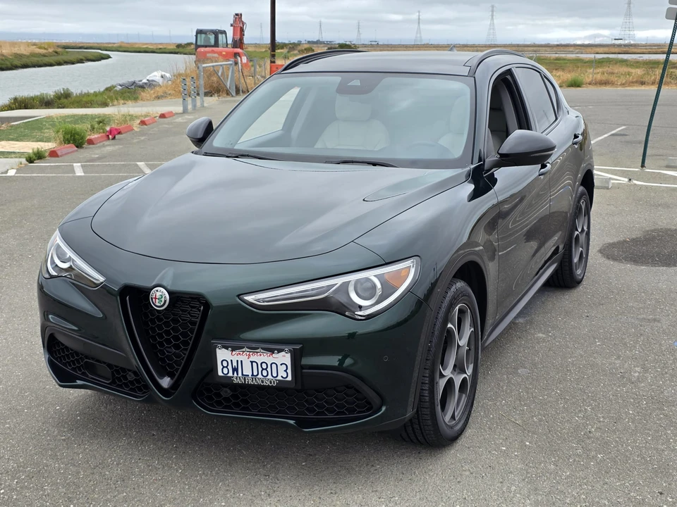 2021 Alfa Romeo Stelvio - Image 25 of 31