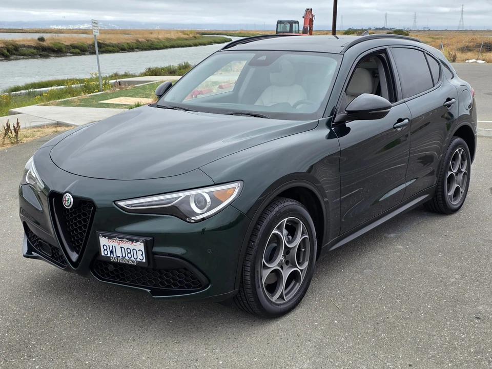 2021 Alfa Romeo Stelvio - Image 26 of 31