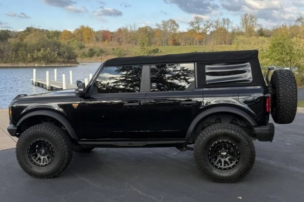 2021 Ford Bronco 6th Gen - Image 3 of 6