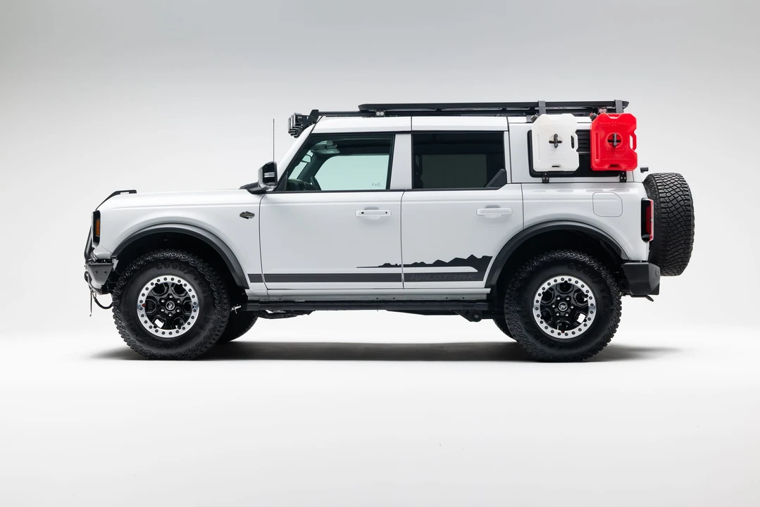 2021 Ford Bronco 6th Gen - Image 8 of 31