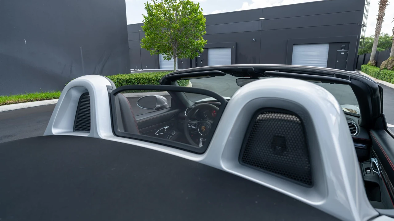 2021 Porsche 718 Boxster GTS 4.0 - Image 18 of 31