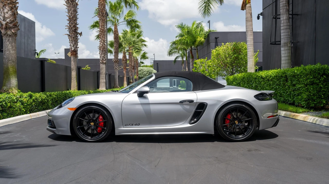 2021 Porsche 718 Boxster GTS 4.0 - Image 13 of 31
