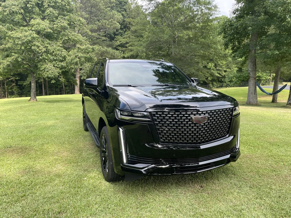 2022 Cadillac Escalade 5th Gen - Image 8 of 31