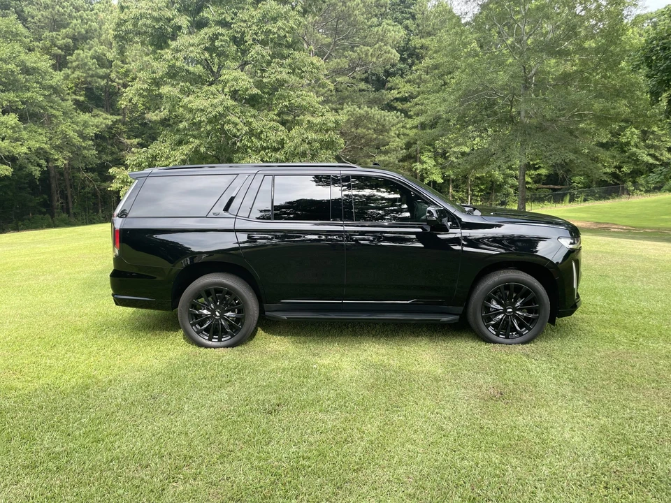 2022 Cadillac Escalade 5th Gen - Image 10 of 31