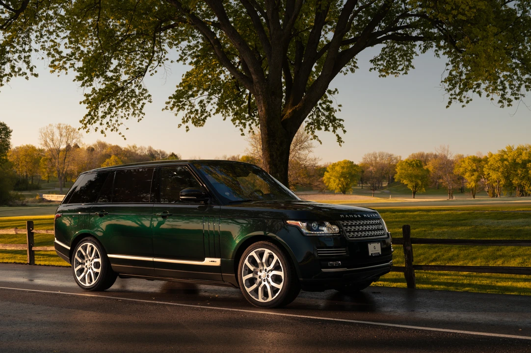 2017 Land Rover Range Rover L405 - Image 13 of 31