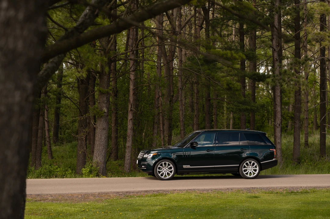 2017 Land Rover Range Rover L405 - Image 28 of 31
