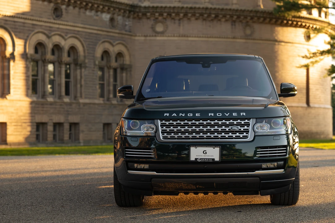 2017 Land Rover Range Rover L405 - Image 17 of 31