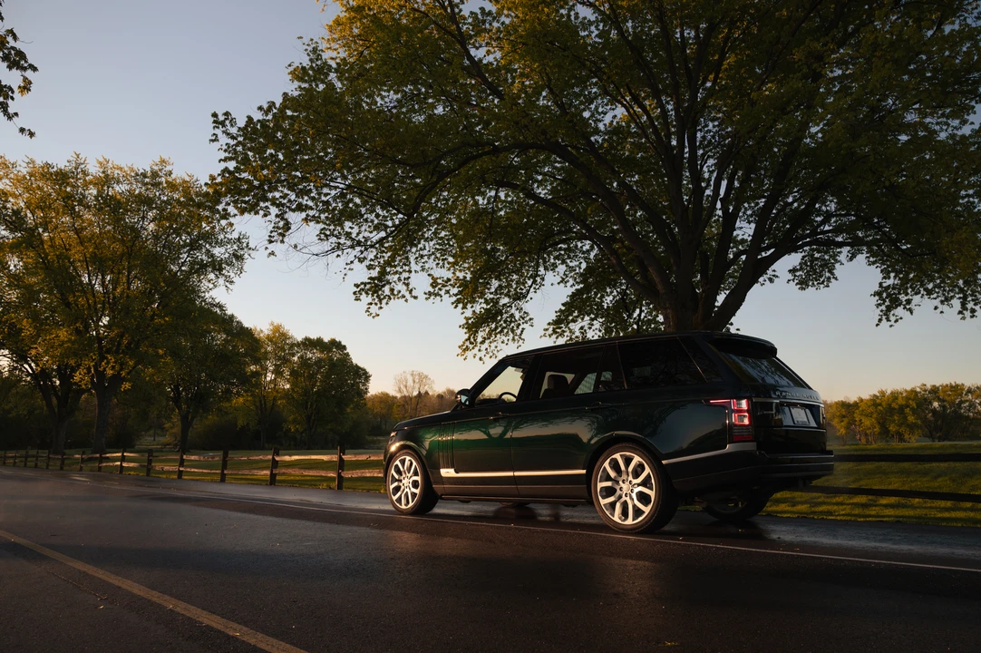 2017 Land Rover Range Rover L405 - Image 5 of 31