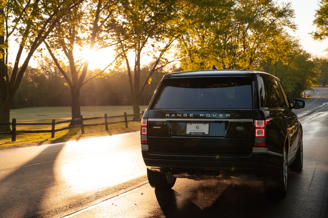 2017 Land Rover Range Rover L405 - Image 6 of 31
