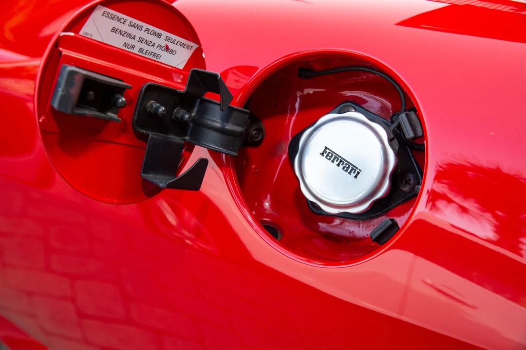 2001 Ferrari 360 Spider - Image 22 of 31