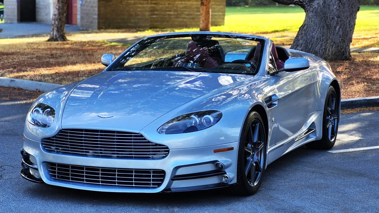2008 Aston Martin V8 Vantage (2006-2017) - Image 11 of 31