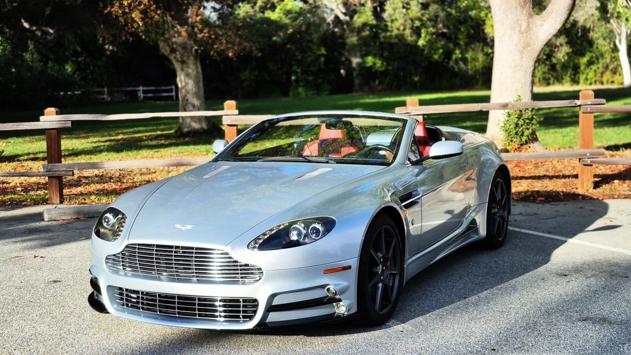 2008 Aston Martin V8 Vantage (2006-2017) - Image 23 of 31