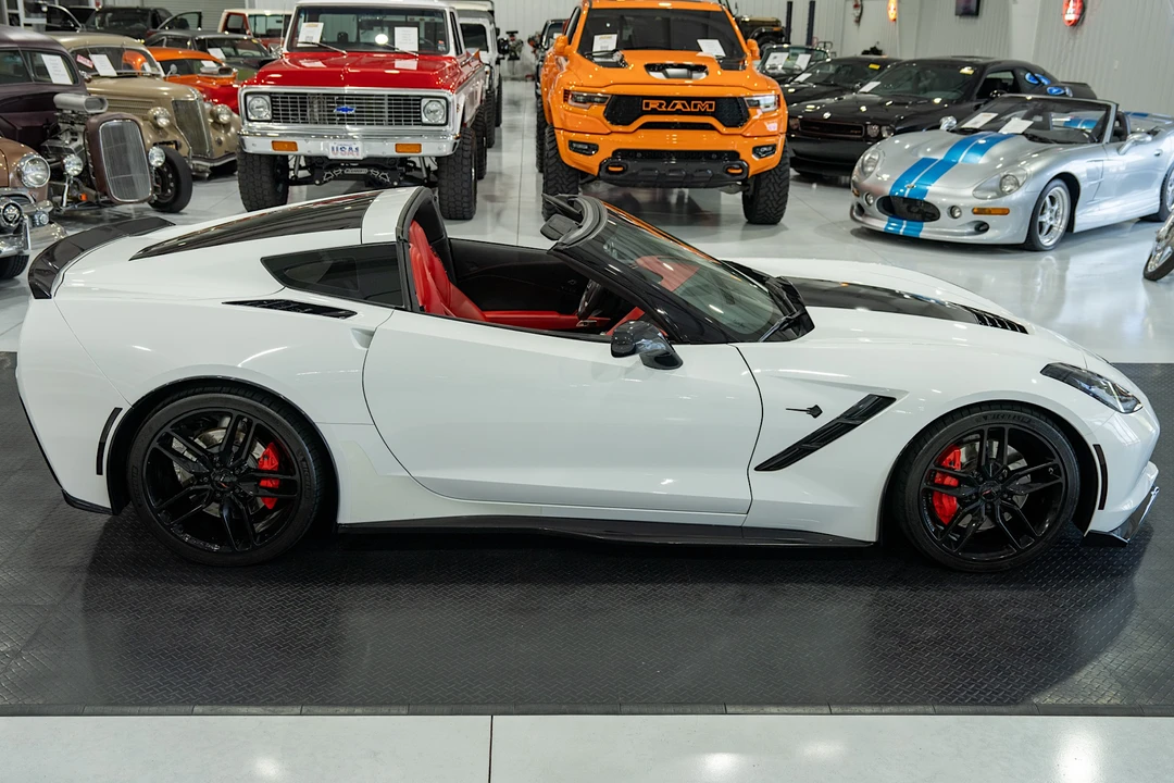 2015 Chevrolet Corvette C7 Z06 - Image 8 of 31