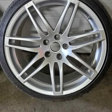 Audi RS4 Factory Wheels