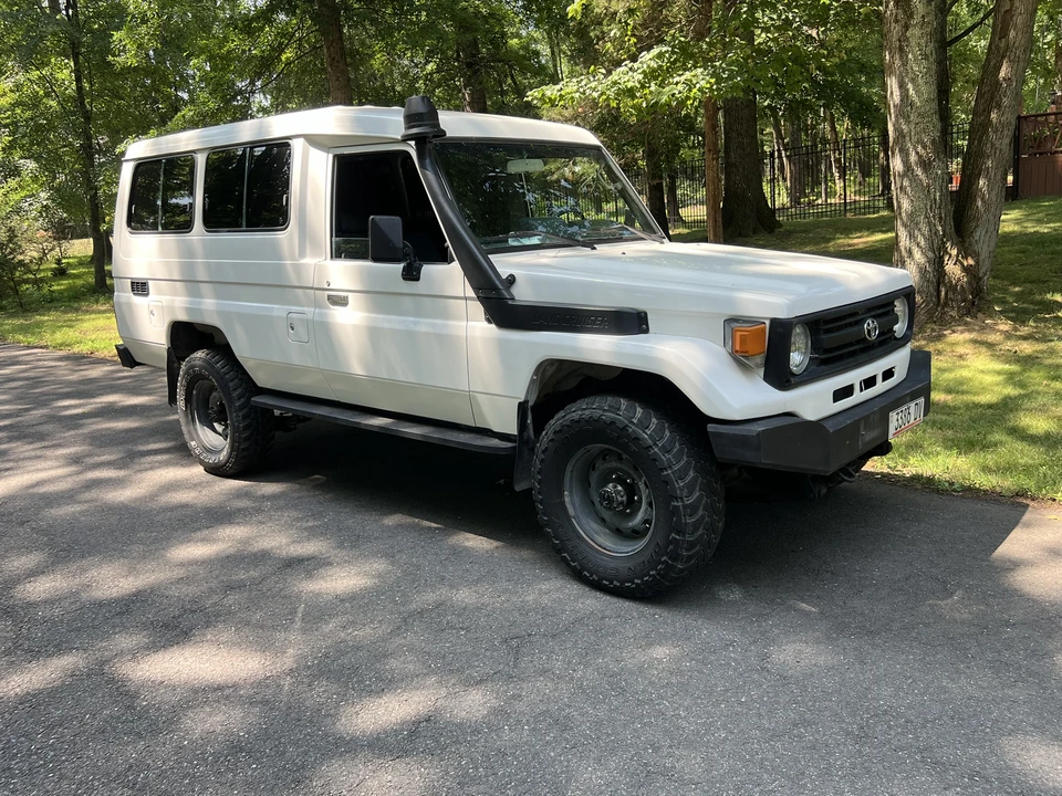 1989 Toyota J70 Land Cruiser - Image 5 of 31