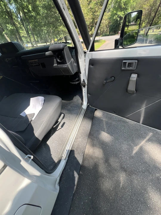 1989 Toyota J70 Land Cruiser - Image 15 of 31