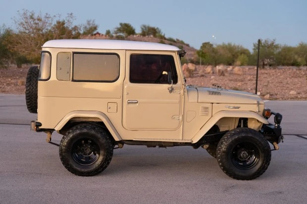 1982 Toyota J40 Land Cruiser - Image 3 of 7