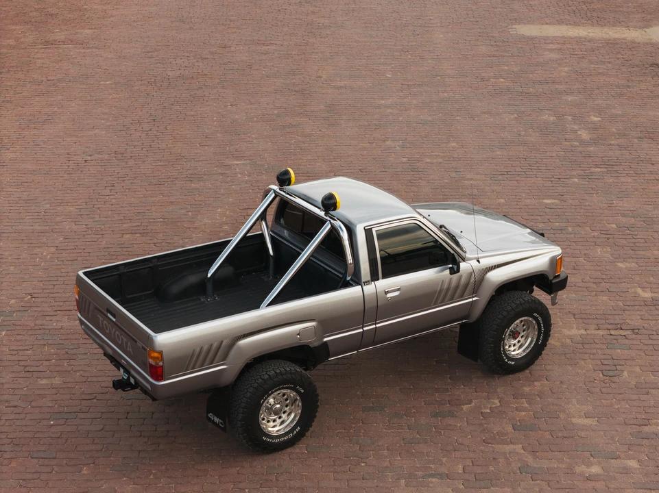 1988 Toyota Hilux 4th Gen - Image 24 of 31