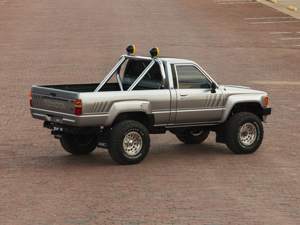 1988 Toyota Hilux 4th Gen - Image 26 of 31