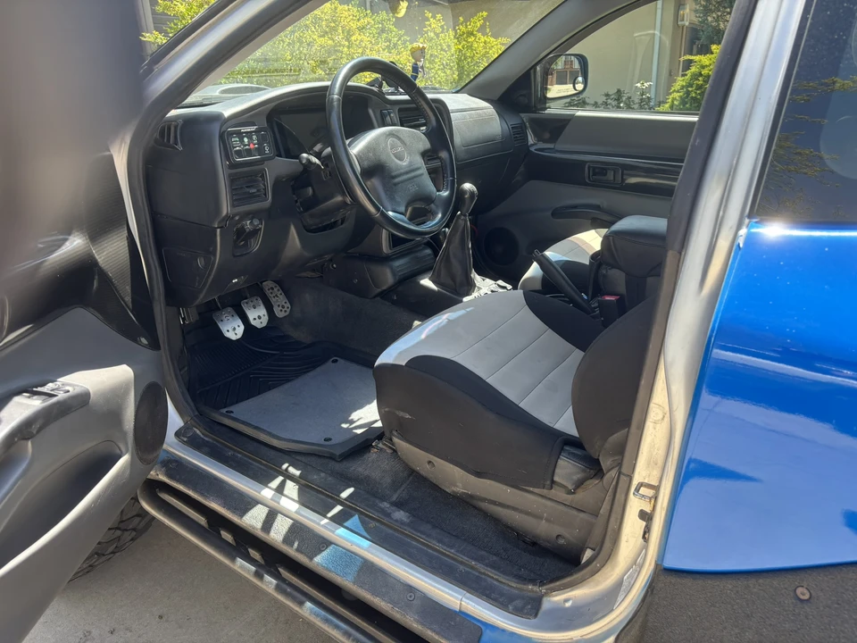 1999 Isuzu VehiCROSS - Image 15 of 31