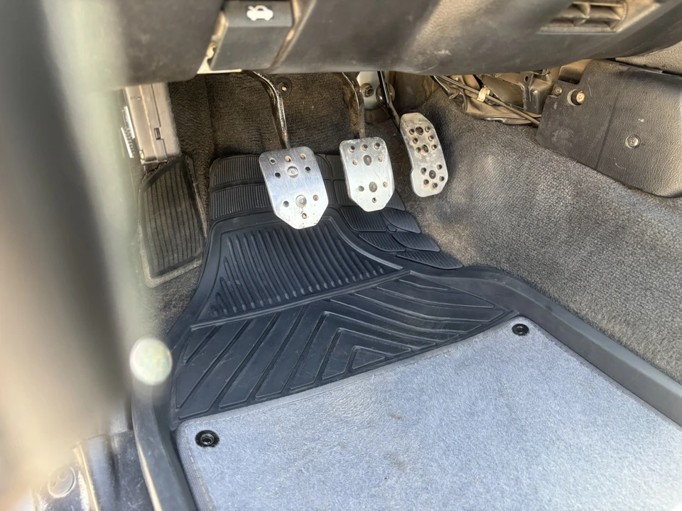 1999 Isuzu VehiCROSS - Image 30 of 31