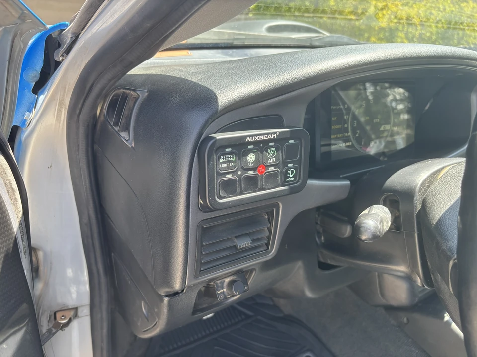 1999 Isuzu VehiCROSS - Image 23 of 31
