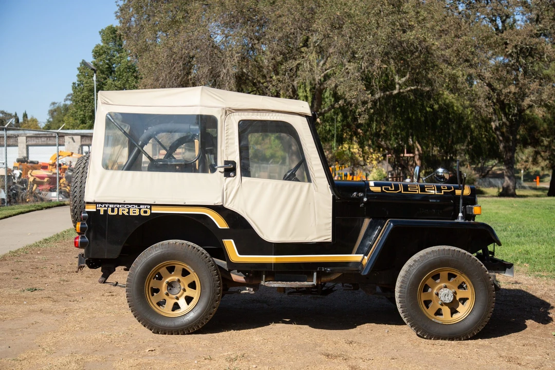 1995 Mitsubishi - Image 12 of 31