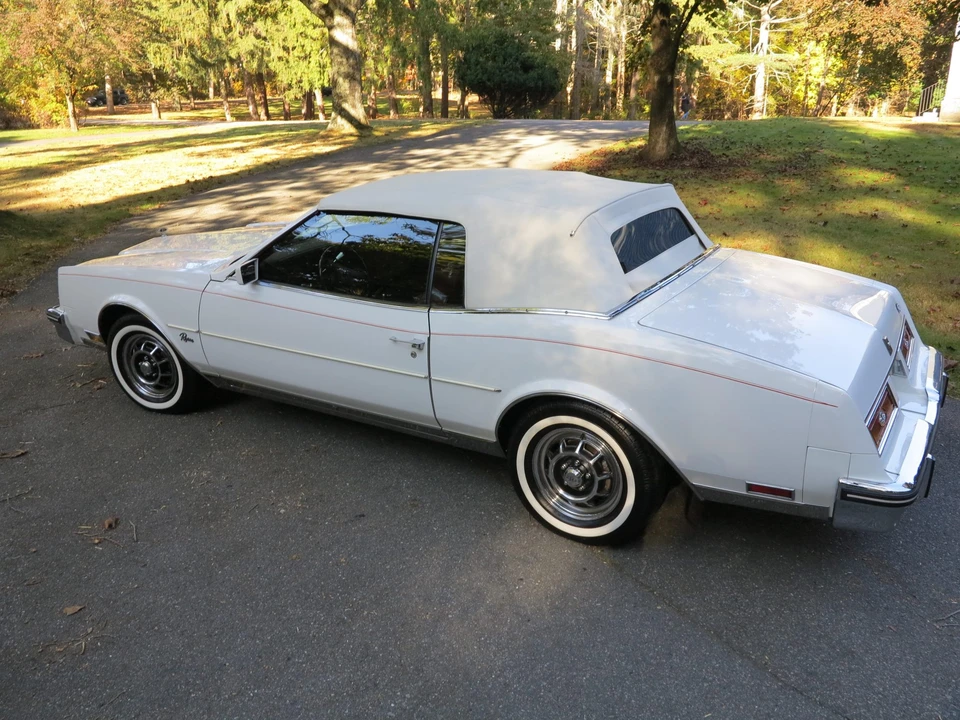 1982 Buick Riviera 4th-7th Gen - Image 31 of 31