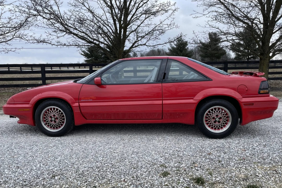 1992 Pontiac Grand Prix 3rd+ Gen - Image 5 of 31