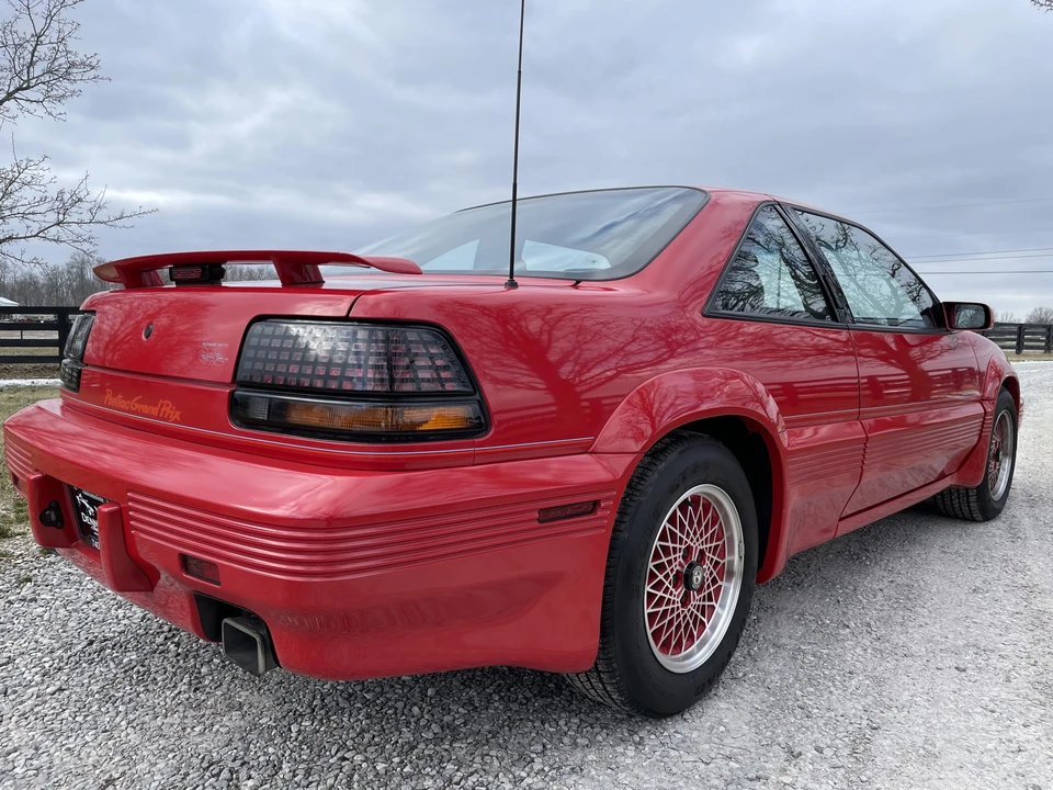 1992 Pontiac Grand Prix 3rd+ Gen - Image 10 of 31