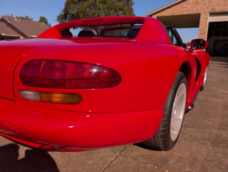 1993 Dodge Viper 1st Gen - Image 26 of 31