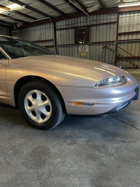 1995 Oldsmobile Aurora - Image 25 of 31