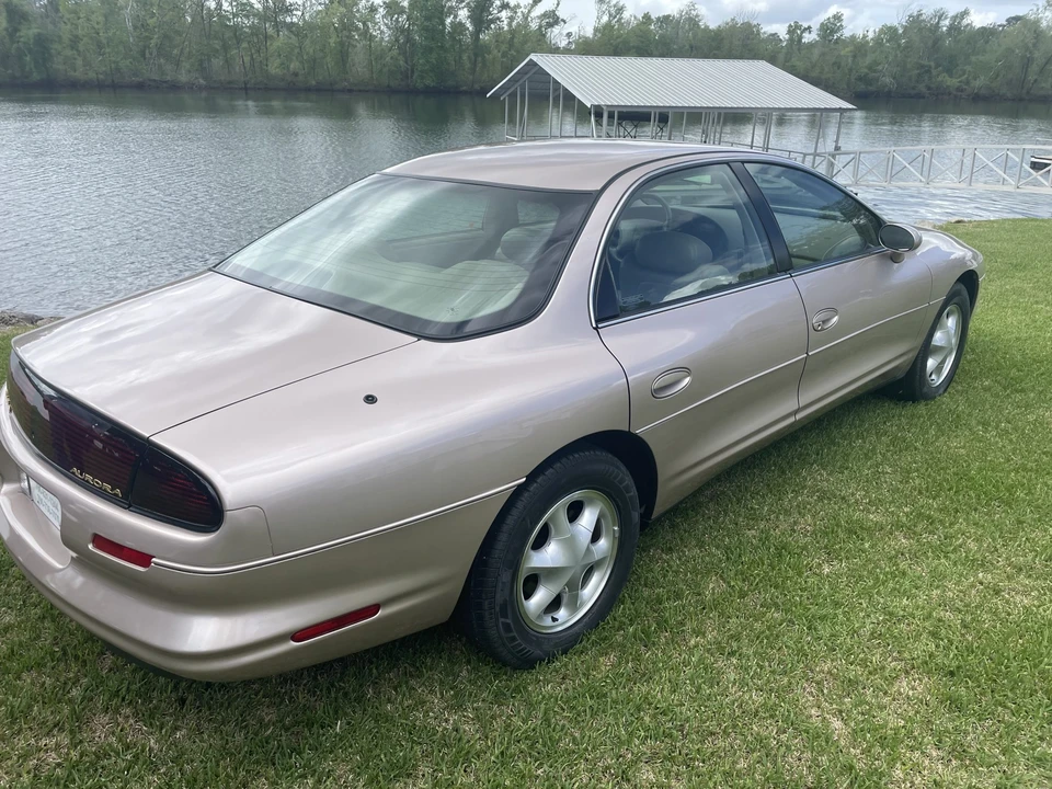 1995 Oldsmobile Aurora - Image 23 of 31