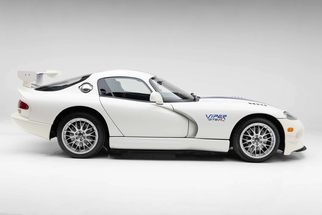 1998 Dodge Viper GTS 2nd Gen - Image 5 of 31