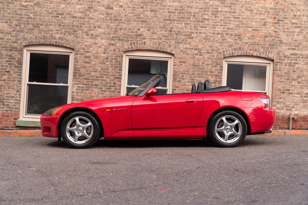 2000 Honda AP1 S2000 - Image 2 of 31