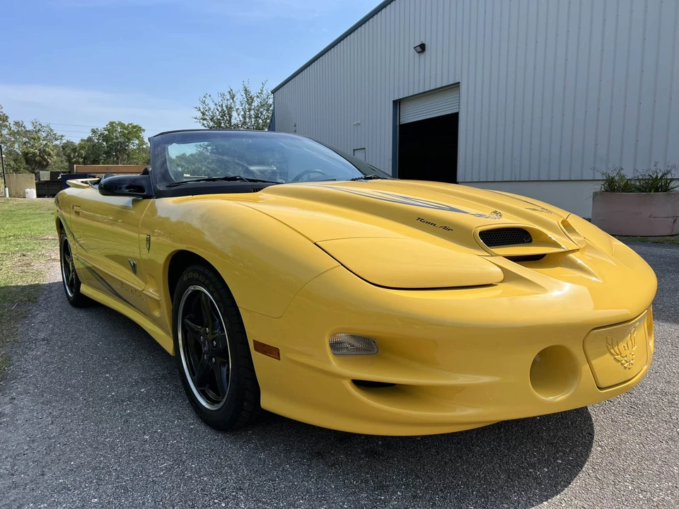 2002 Pontiac Firebird Trans Am 4th Gen - Image 15 of 31