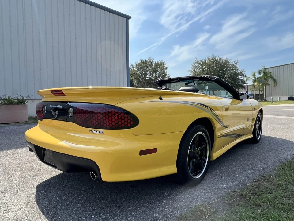 2002 Pontiac Firebird Trans Am 4th Gen - Image 13 of 31
